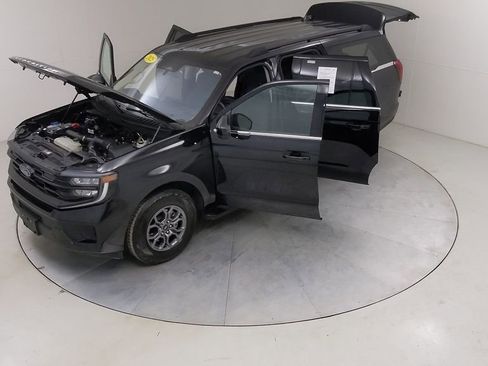 Certified 2025 Ford Expedition Max Active image 55
