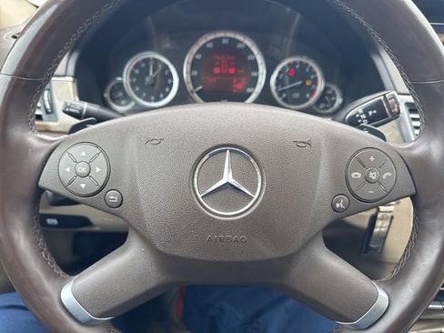 Used 2011 Mercedes-Benz E 350 4MATIC Wagon image 12