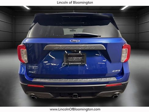 Used 2022 Ford Explorer XLT w/ Equipment Group 202A AWD/4WD image 6