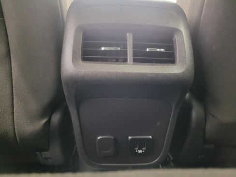 Used 2018 Chevrolet Equinox LT w/ Sun & Infotainment Package image 23