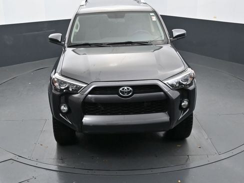 Used 2017 Toyota 4Runner SR5 image 34
