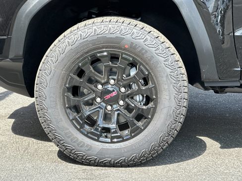 Certified 2026 GMC Canyon Elevation RWD image 24