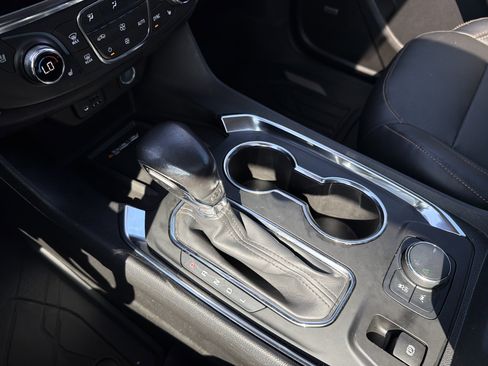 Used 2021 Chevrolet Traverse Premier w/ Redline Edition image 25