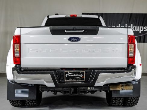 Used 2022 Ford F350 Lariat w/ Lariat Value Package AWD/4WD image 9