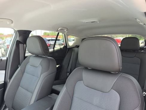 New 2026 Chevrolet Trax LT w/ LT Convenience Package FWD image 22