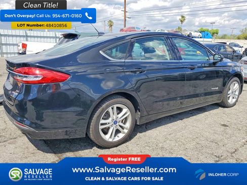 Used 2018 Ford Fusion SE FWD image 4