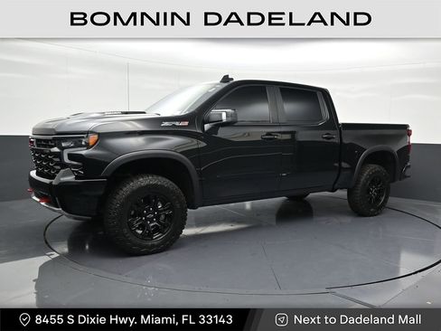 Used 2025 Chevrolet Silverado 1500 ZR2 w/ Technology Package image 1