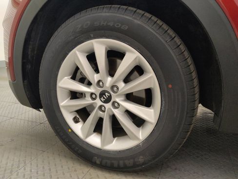 Used 2019 Kia Sorento FWD V6 w/ LX V6 Convenience Package image 31