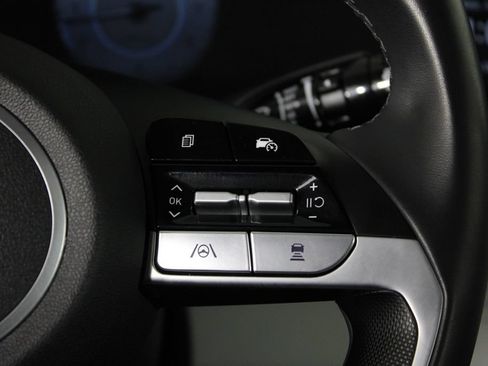 Certified 2024 Hyundai Elantra Limited FWD image 29