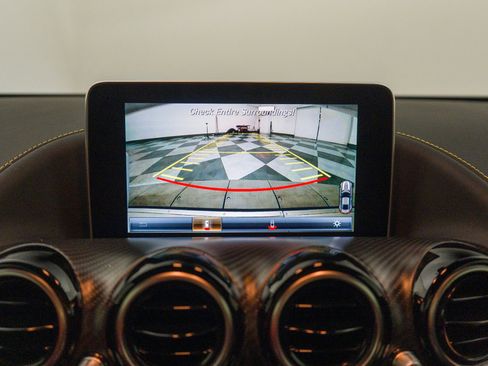 Used 2018 Mercedes-Benz AMG GT R image 38