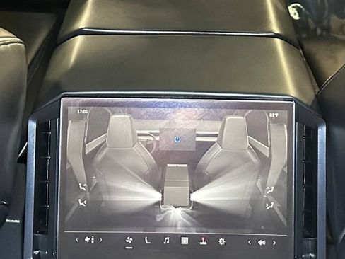 Used 2025 Tesla Cybertruck Cyberbeast AWD/4WD image 34