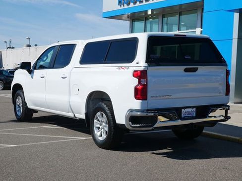 Used 2023 Chevrolet Silverado 1500 LT AWD/4WD image 5