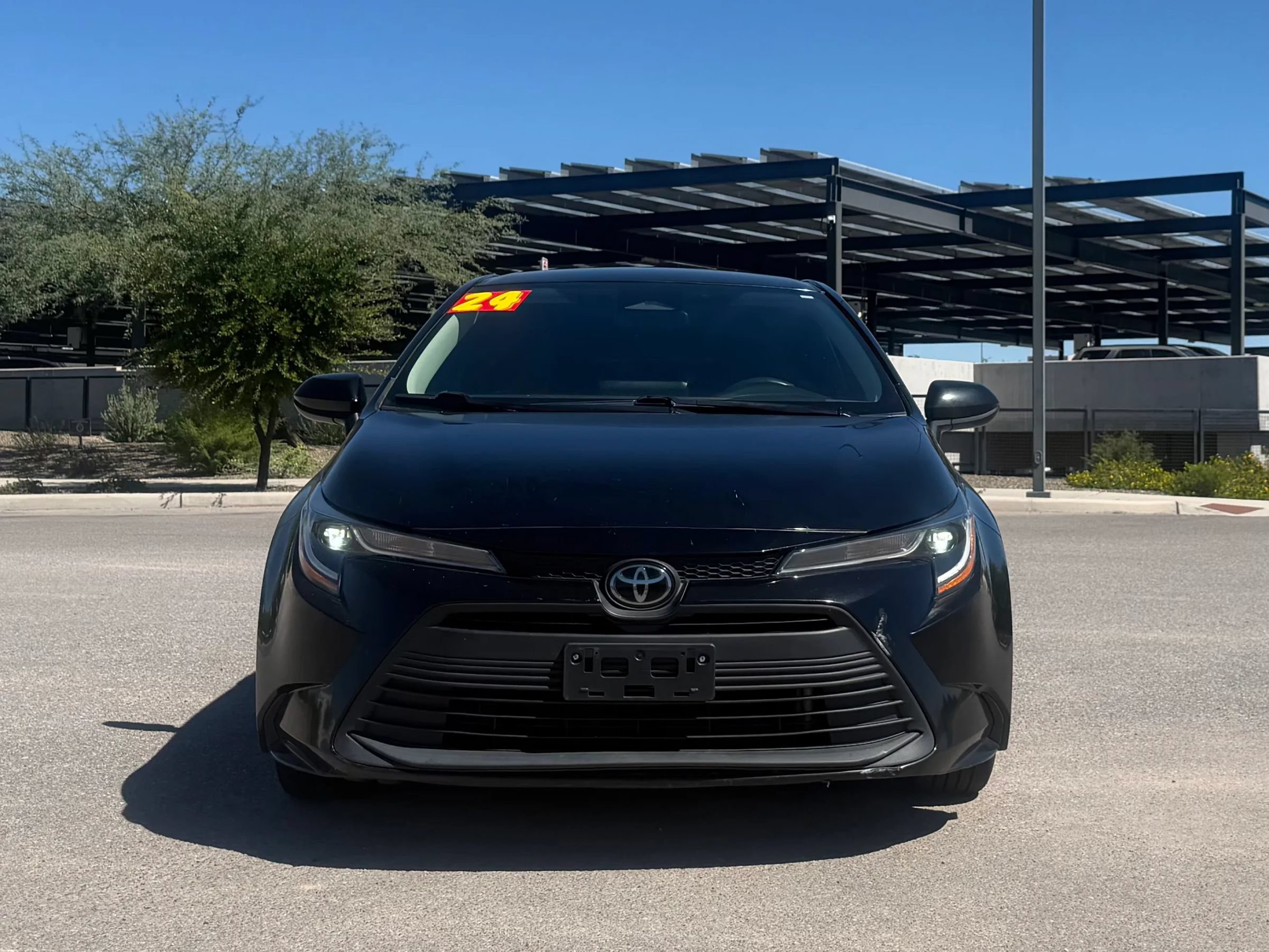 Used 2024 Toyota Corolla LE FWD image 7
