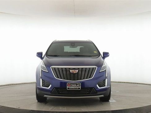 Used 2025 Cadillac XT5 Premium Luxury image 12