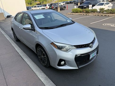 Used 2015 Toyota Corolla S FWD image 7