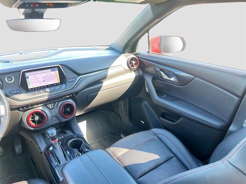 Used 2021 Chevrolet Blazer RS w/ Enhanced Convenience Package image 25
