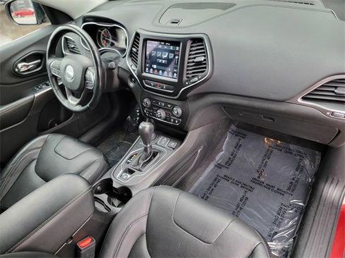 Certified 2021 Jeep Cherokee Latitude Lux w/ Sun & Sound Group image 25