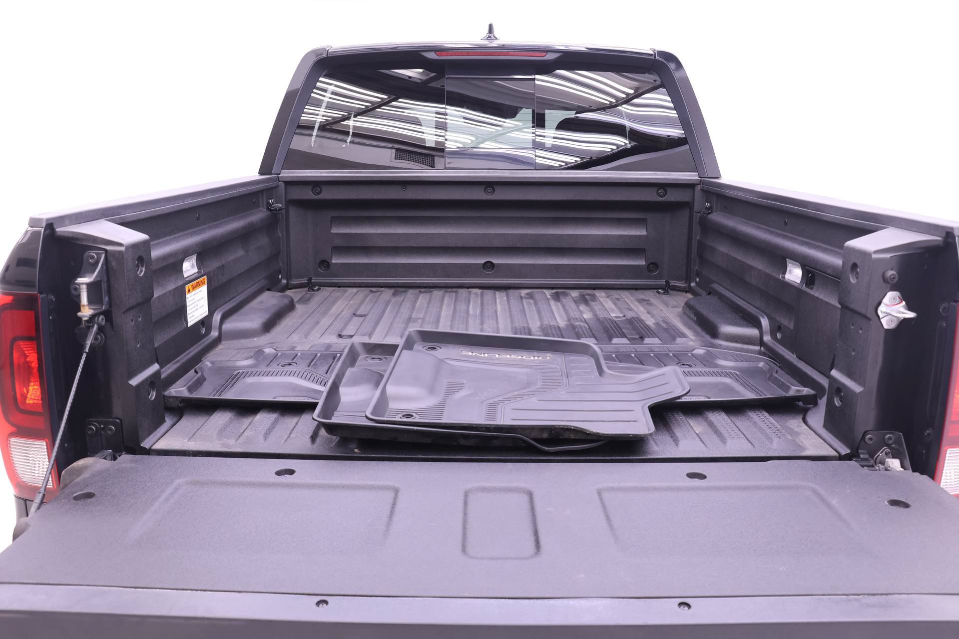 Certified 2025 Honda Ridgeline Black Edition image 16