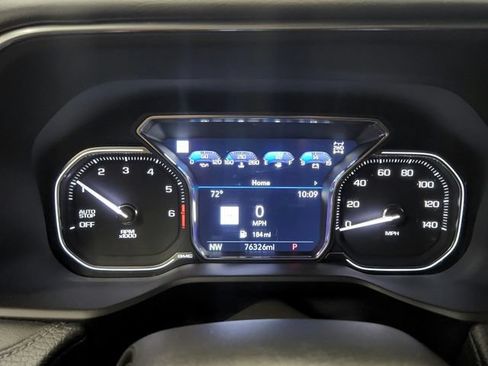Used 2021 GMC Yukon Denali w/ Denali Premium Package AWD/4WD image 32