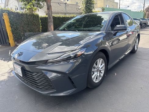 Used 2026 Toyota Camry LE image 2