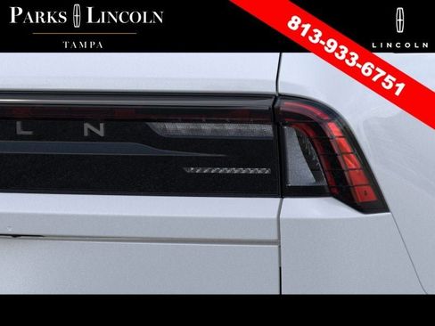 New 2026 Lincoln Navigator Reserve AWD/4WD image 21