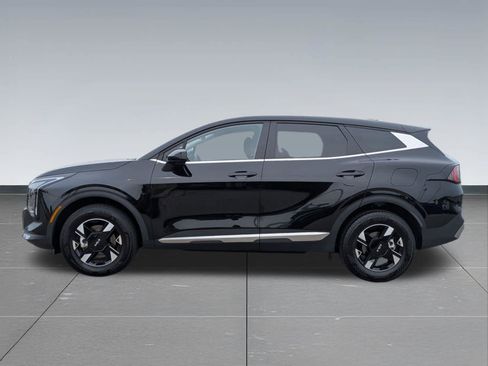 Used 2026 Kia Sportage LX AWD/4WD image 3