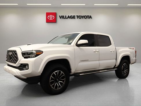 Certified 2021 Toyota Tacoma TRD Sport w/ TRD Premium Sport Package AWD/4WD image 1