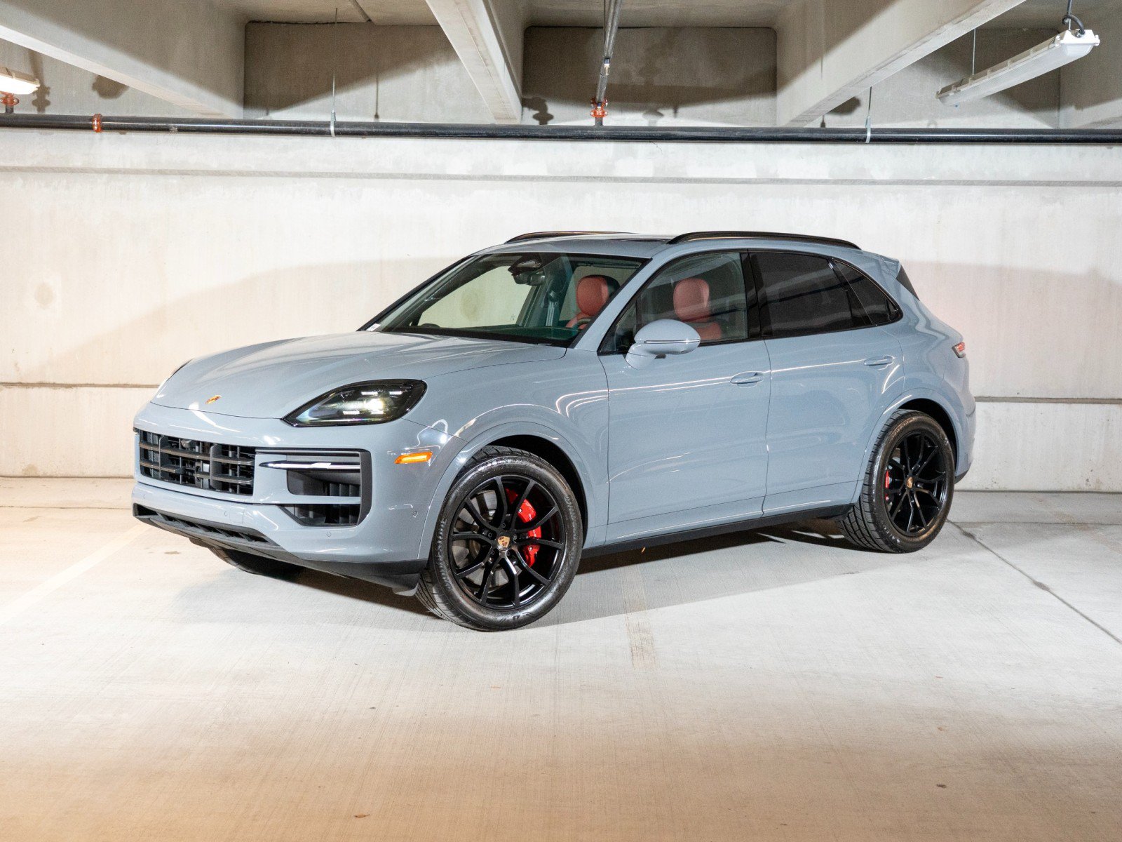 Certified 2026 Porsche Cayenne S AWD/4WD image 1