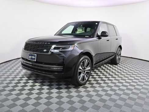 Used 2025 Land Rover Range Rover SE AWD/4WD image 1