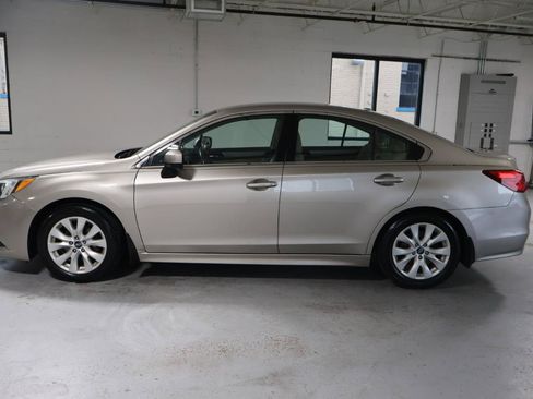 Used 2015 Subaru Legacy 2.5i Premium AWD/4WD image 4