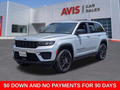 Used 2025 Jeep Grand Cherokee Altitude