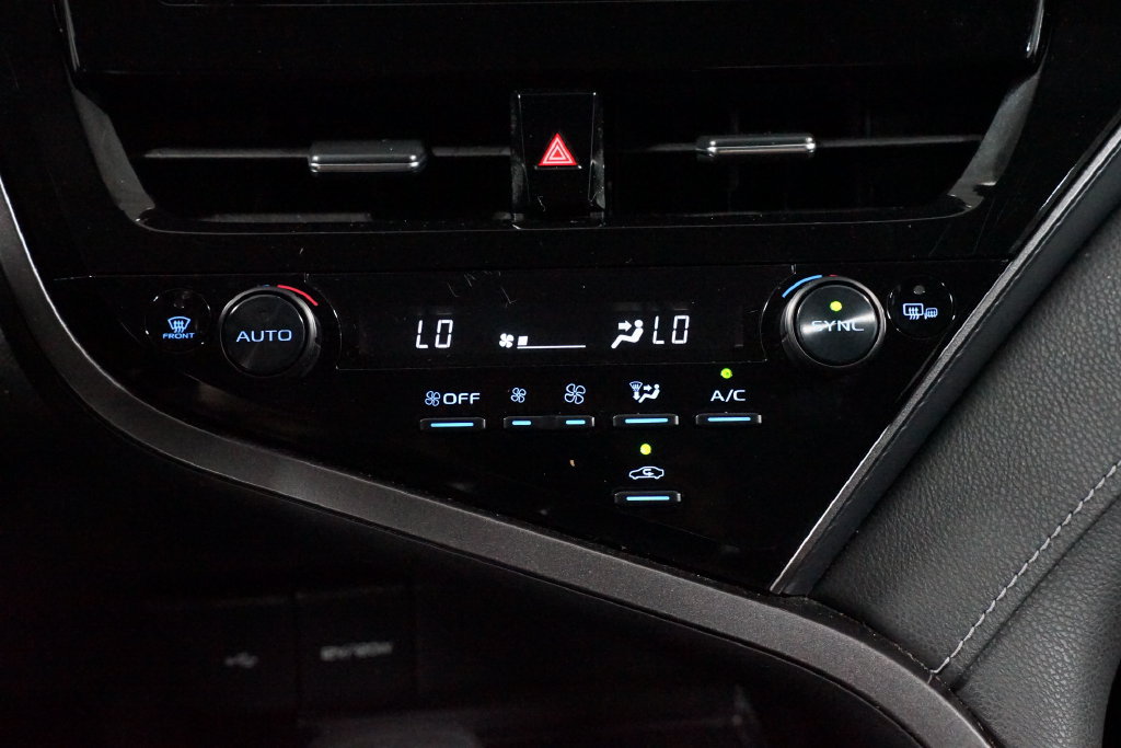 Certified 2024 Toyota Camry SE FWD image 20