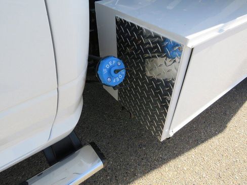 New 2023 RAM 5500 Tradesman w/ Chrome Appearance Group image 36