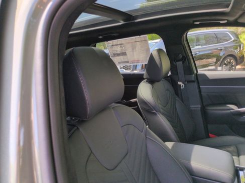 New 2026 Kia Sorento SX Prestige AWD/4WD image 54