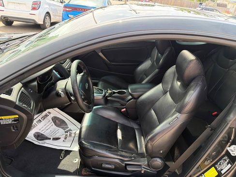 Used 2011 Hyundai Genesis 3.8 RWD image 11