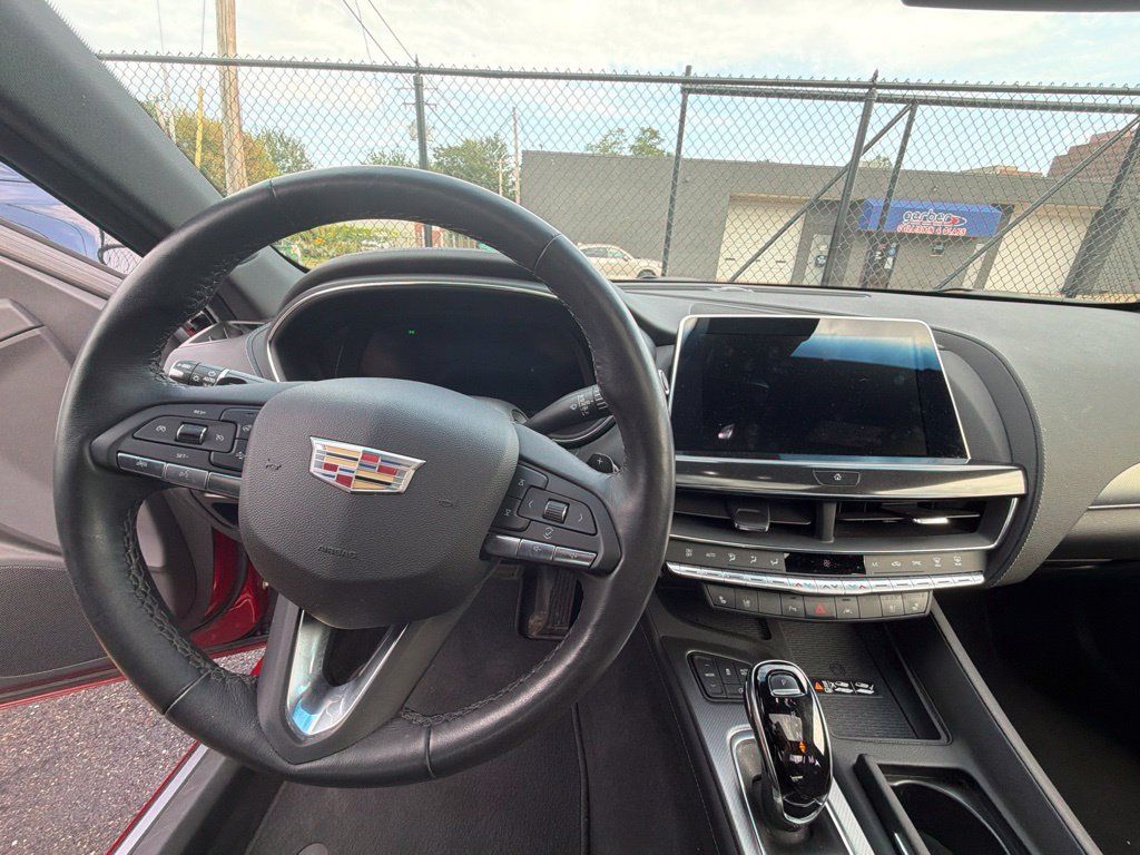 Used 2023 Cadillac CT5 Luxury AWD/4WD image 10