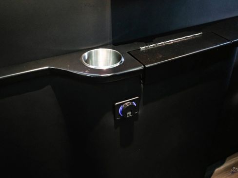 Used 2023 Mercedes-Benz Sprinter 3500 w/ Parking Package image 88