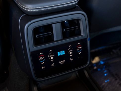 New 2025 Porsche Taycan Turbo S image 39