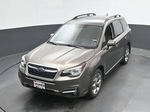 Used 2017 Subaru Forester 2.5i Touring w/ Protection Package #2 AWD/4WD image 13
