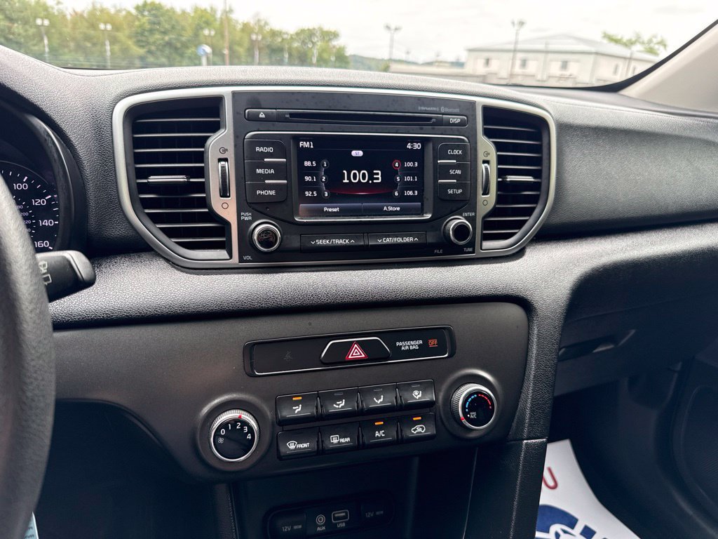 Used 2018 Kia Sportage LX AWD/4WD image 21