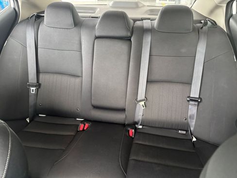 Used 2025 Nissan Altima 2.5 SV FWD image 39