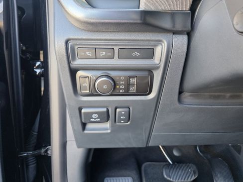 Used 2023 Ford F150 Platinum w/ Equipment Group 701A High AWD/4WD image 26