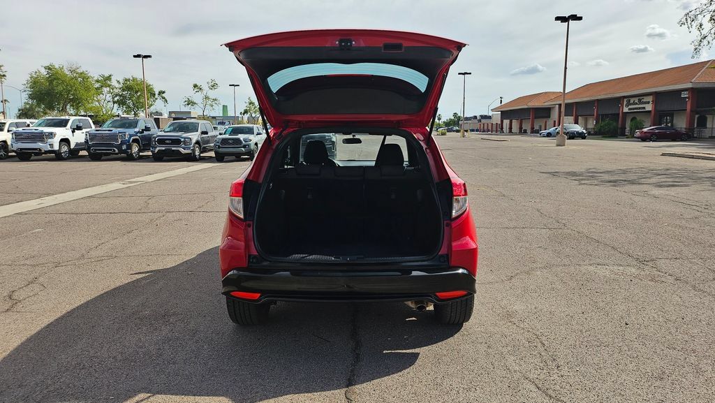 Used 2020 Honda HR-V Sport image 12