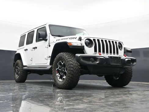 Used 2023 Jeep Wrangler Unlimited Rubicon w/ Cold Weather Group AWD/4WD image 48