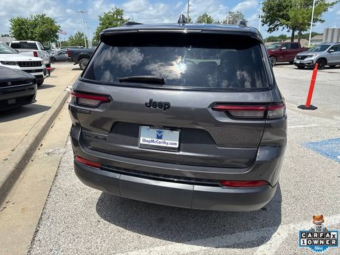 Used 2021 Jeep Grand Cherokee L Laredo AWD/4WD image 21