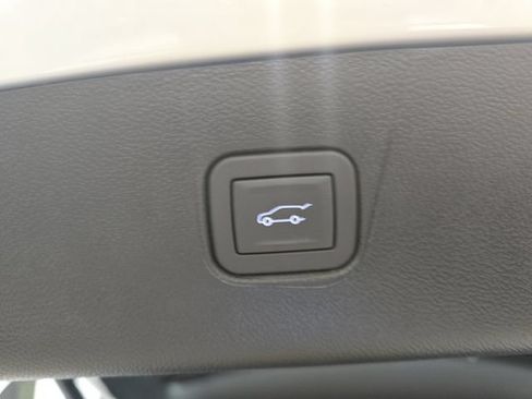 New 2026 Chevrolet Blazer LT w/ Convenience Package AWD/4WD image 15