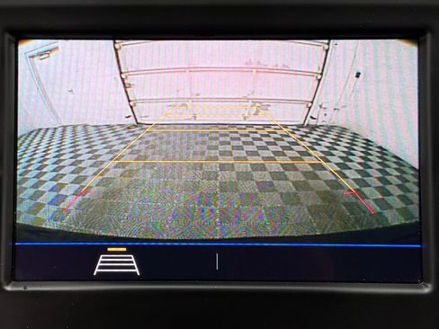 Used 2020 Chevrolet Equinox LT AWD/4WD image 22