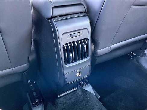 Used 2024 Alfa Romeo Tonale Ti image 45