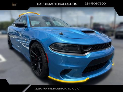 Used 2023 Dodge Charger Scat Pack w/ Plus Group RWD image 7