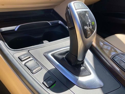 Used 2017 BMW 328d xDrive Wagon AWD/4WD image 18